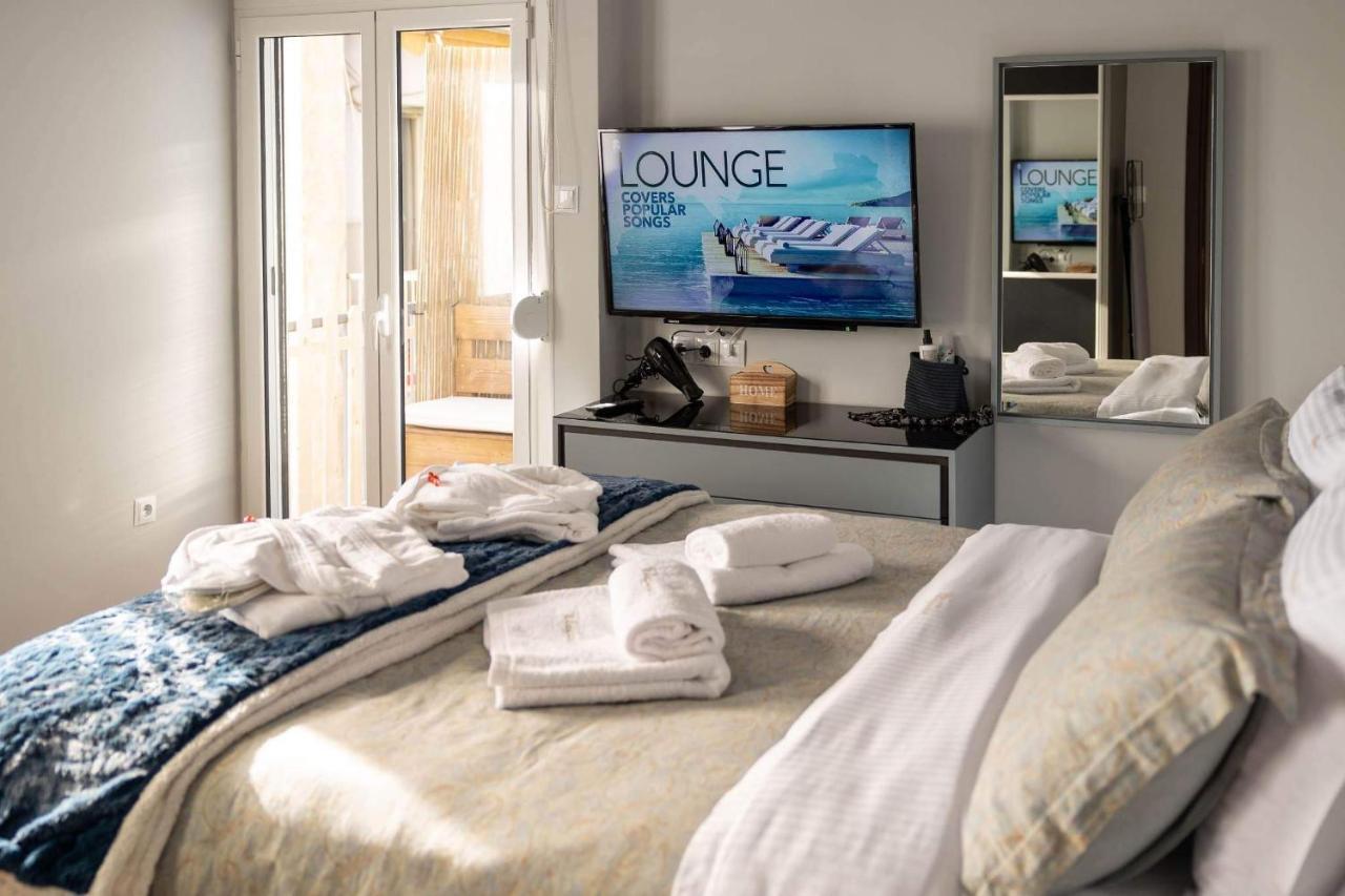 "Elegance" Central Luxury Apartment Пирей Экстерьер фото
